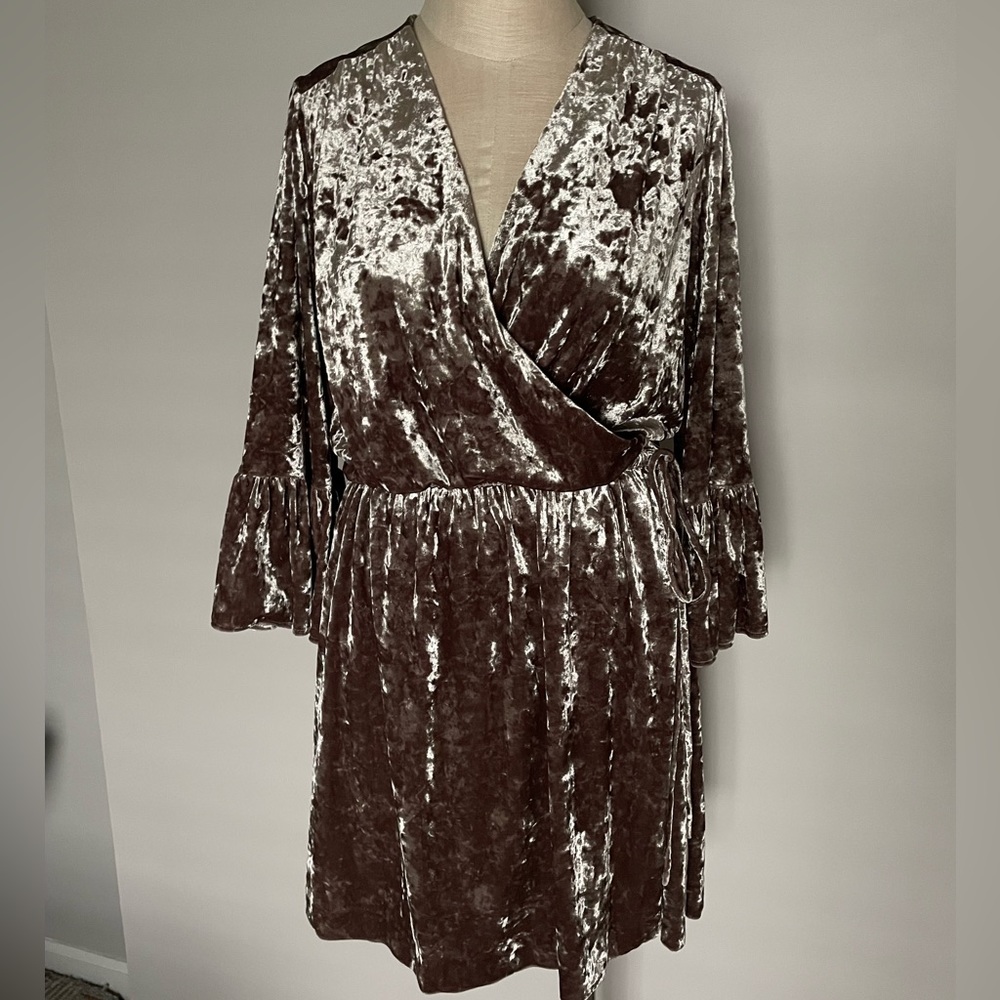 L’Agence crushed velvet wrap dress size M